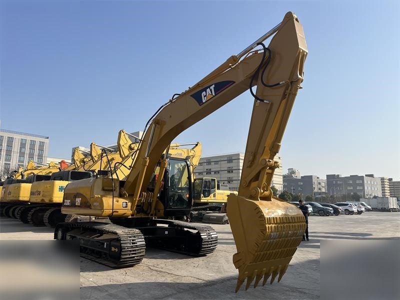 2011 Caterpillar 320CL Crawler Excavator