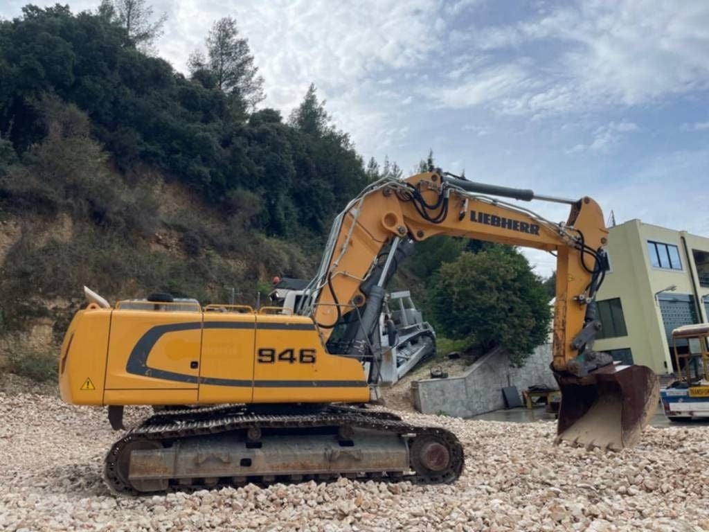 2014 Liebherr R946LC Crawler Excavator