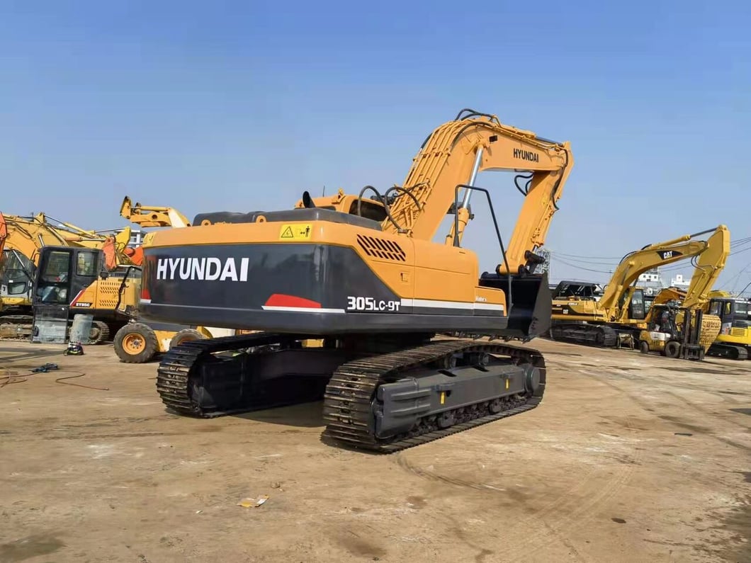 2017 Hyundai R305LC-9T Crawler Excavator