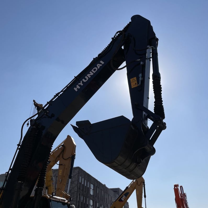2023 Hyundai R305LC-9T Crawler Excavator