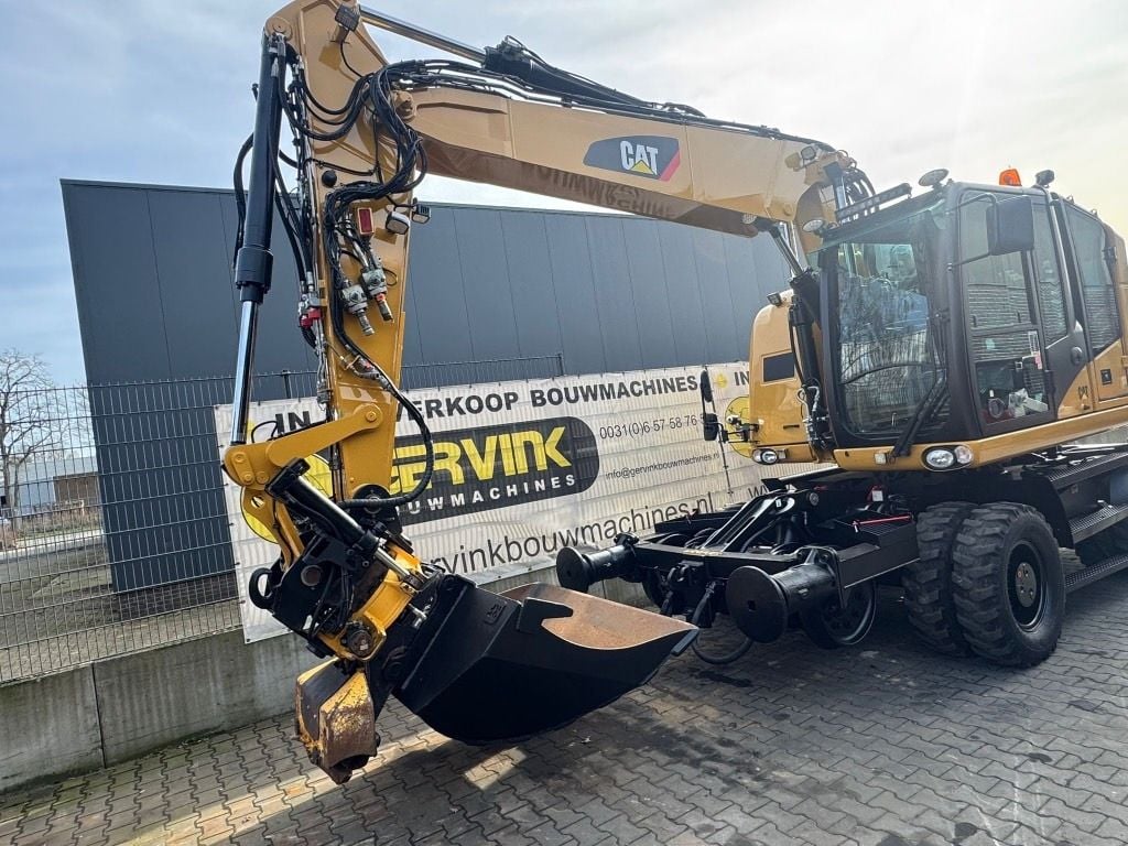 2016 Caterpillar 315 UNAC 22 TTR Wheel Excavator
