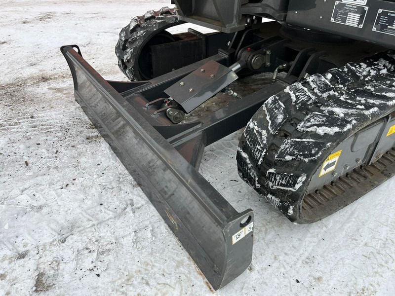 2025 Zoomlion ZE26GU Mini Excavator