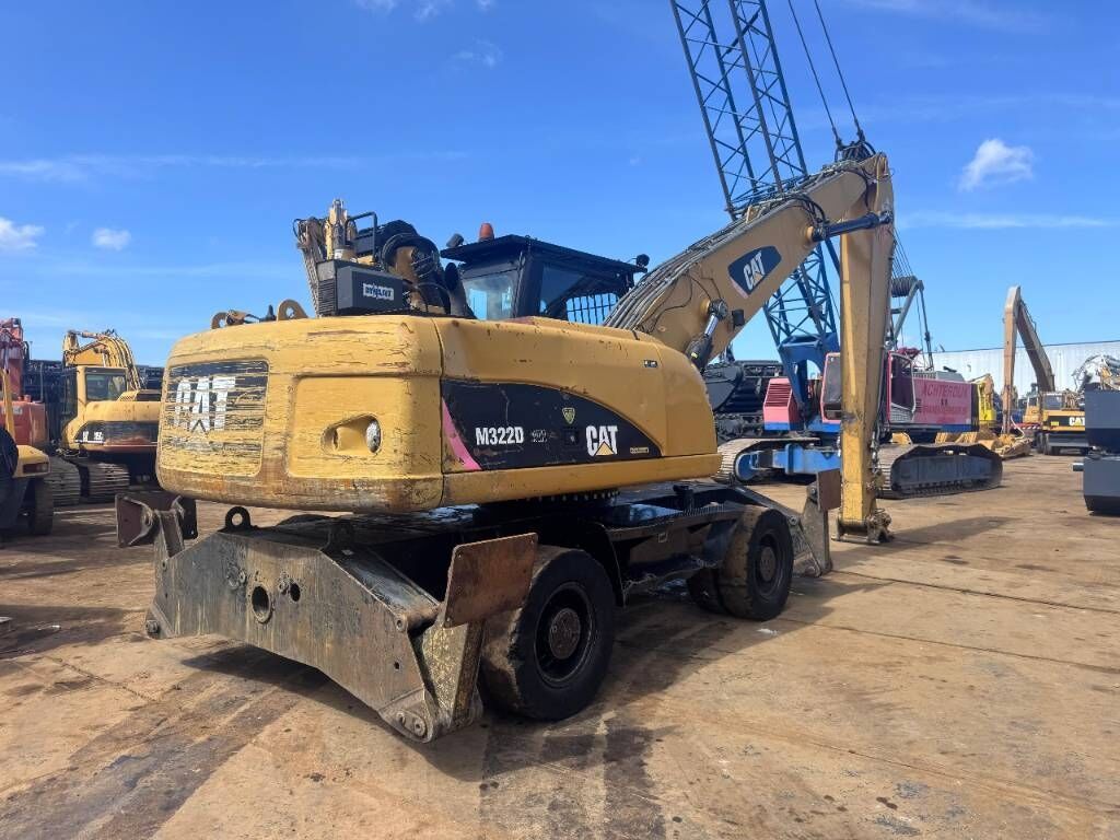 2011 Caterpillar M322D MH Material Handler