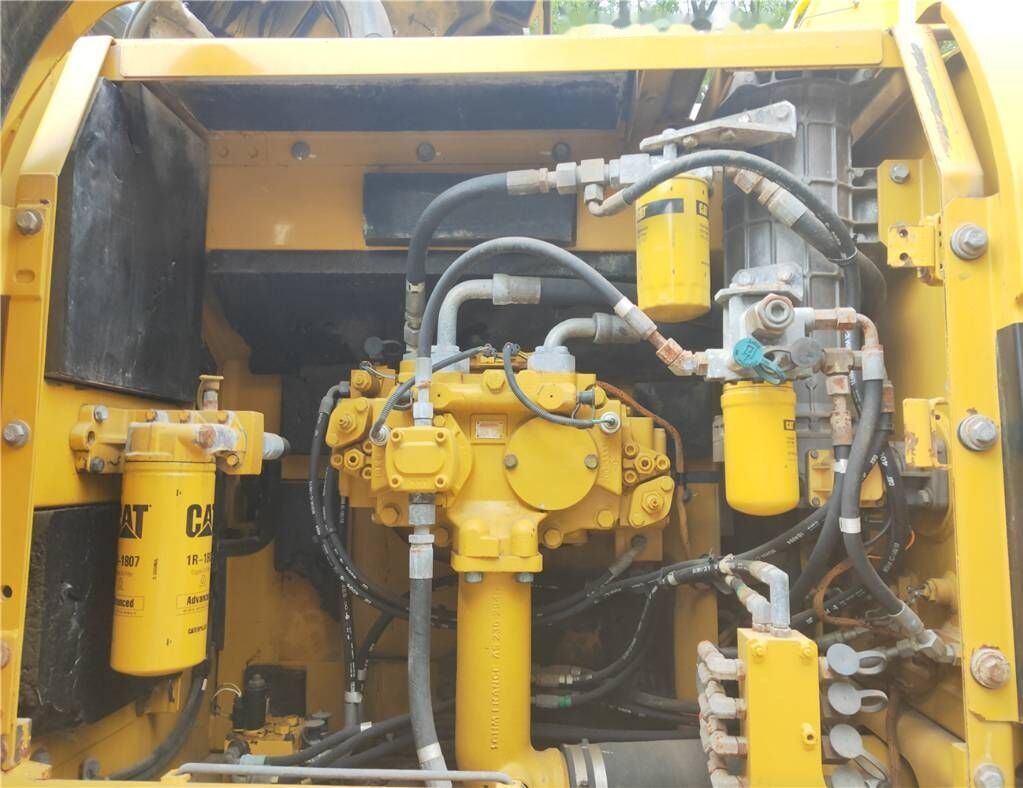 2016 Caterpillar 329D Crawler Excavator