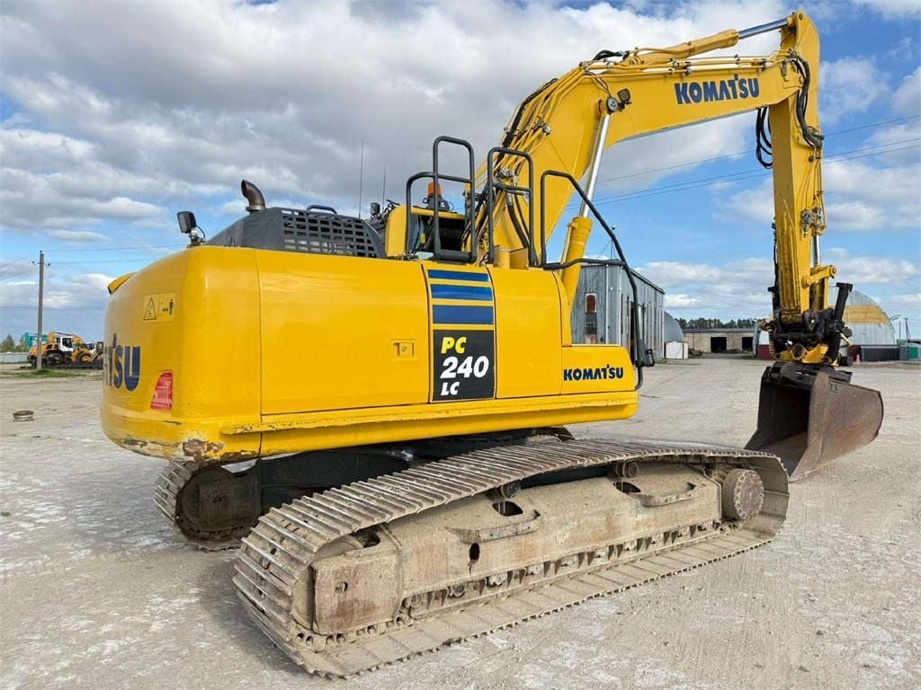 2012 Komatsu PC240LC-10 Crawler Excavator