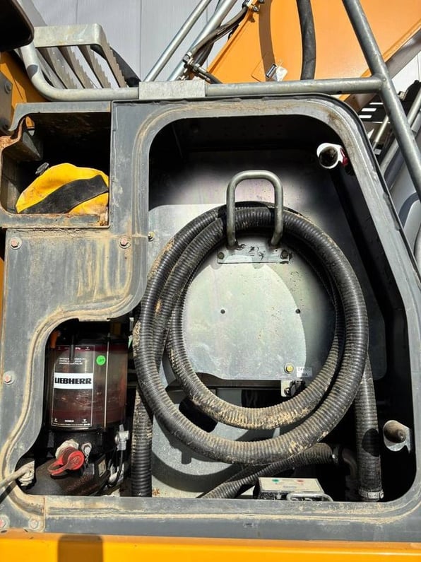 2021 Liebherr R945 Crawler Excavator