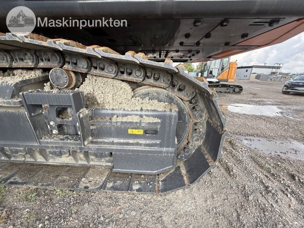 2025 Develon 800LC-7 Crawler Excavator