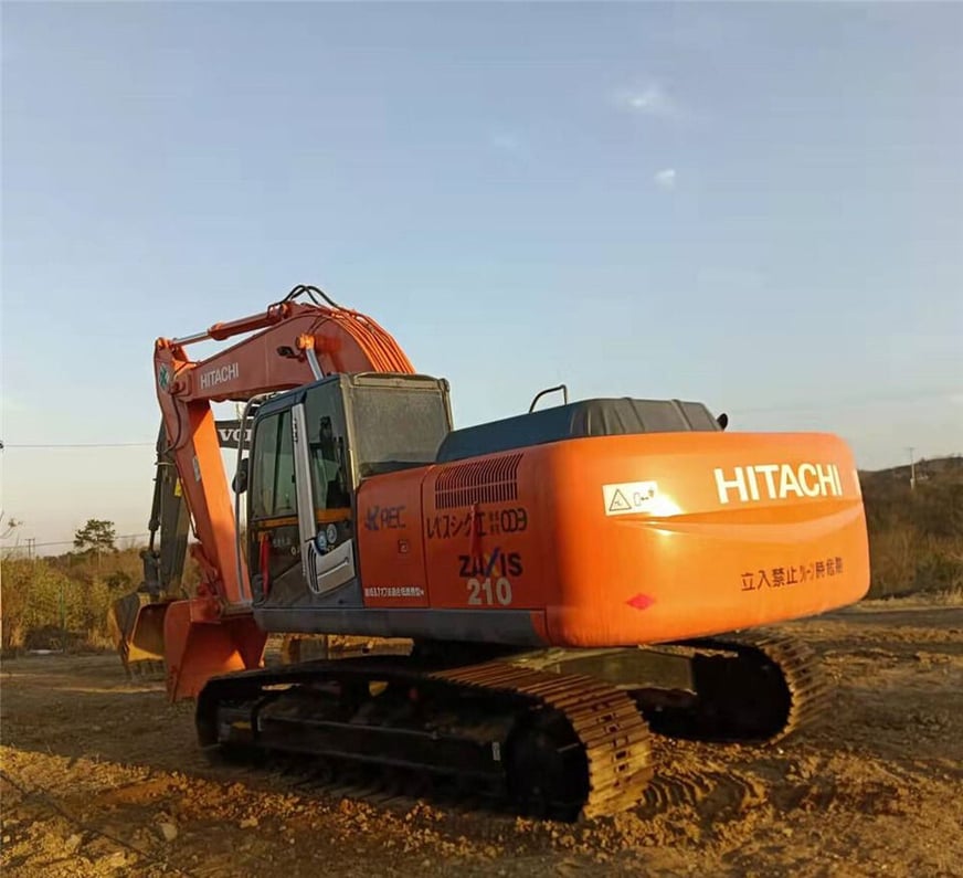 Hitachi ZX210 Crawler Excavator