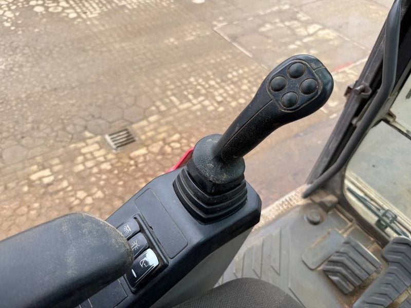 Volvo EC300EL – Hammer Lines / Quick Coupler / Camera (2020)