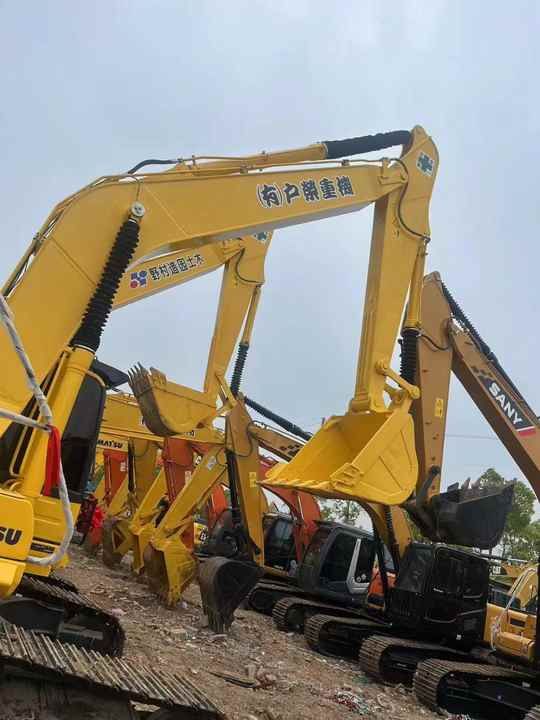 2007 Komatsu PC240-8 Crawler Excavator