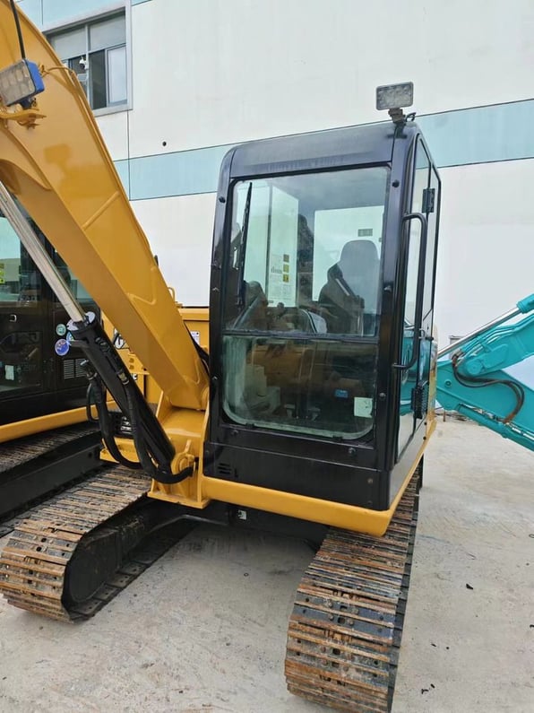 2022 Caterpillar 305.5E2 Crawler Excavator