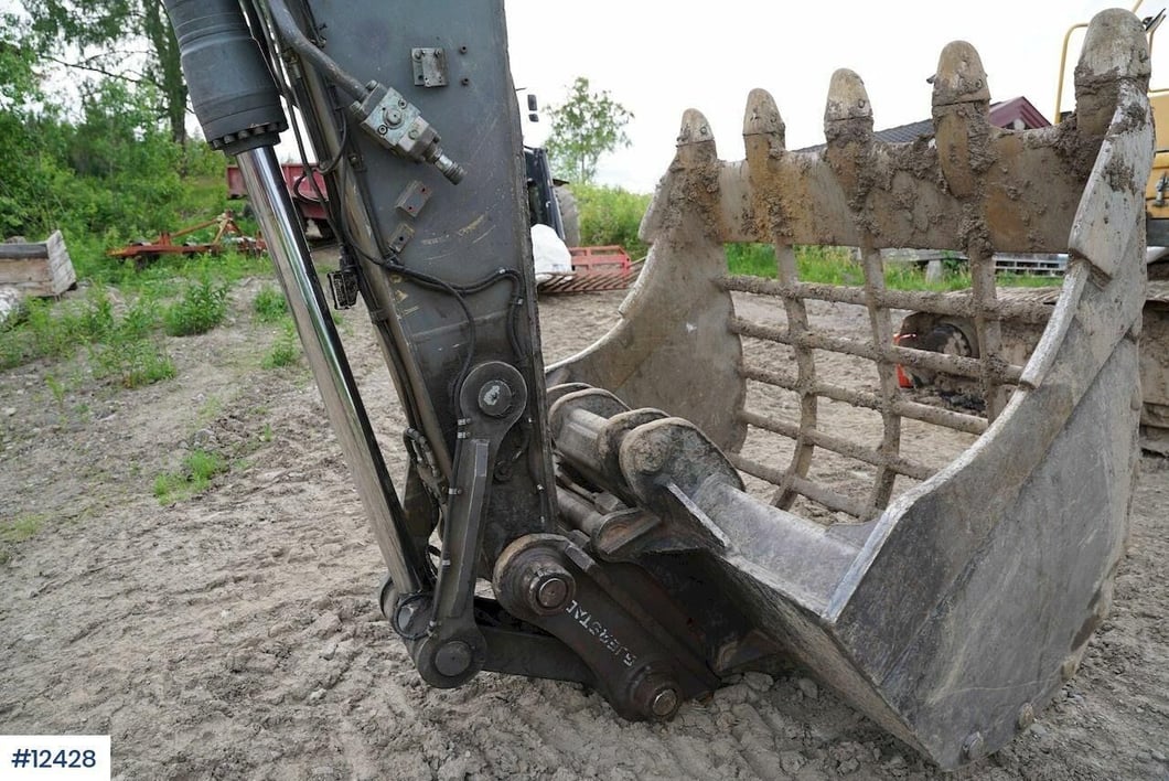 2008 Volvo EC240CL Crawler Excavator