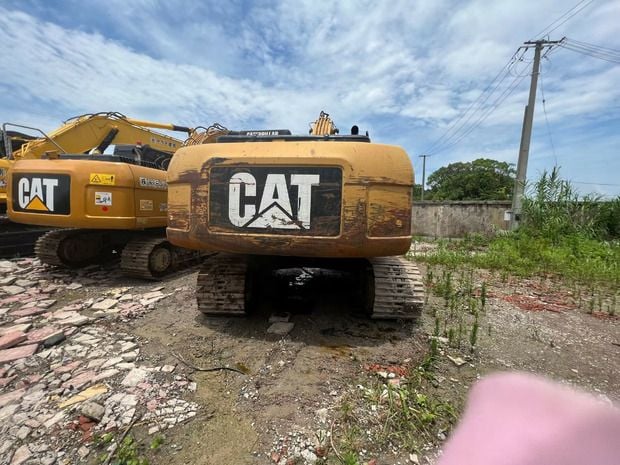 2020 Caterpillar 320D Crawler Excavator