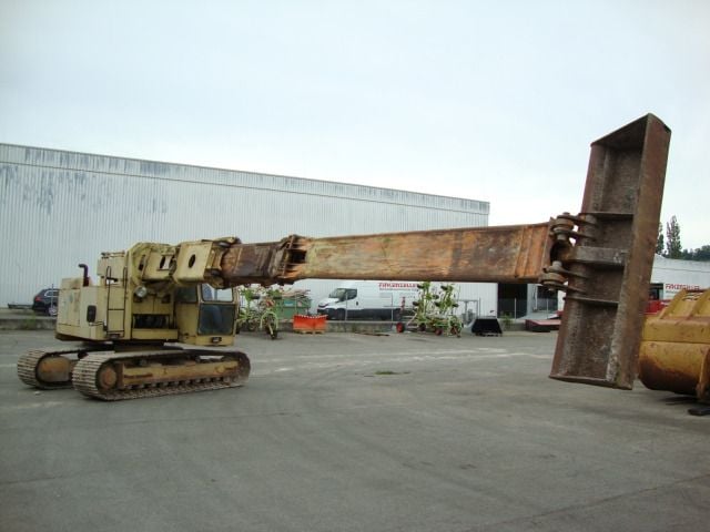 EWK PL820R Crawler Excavator