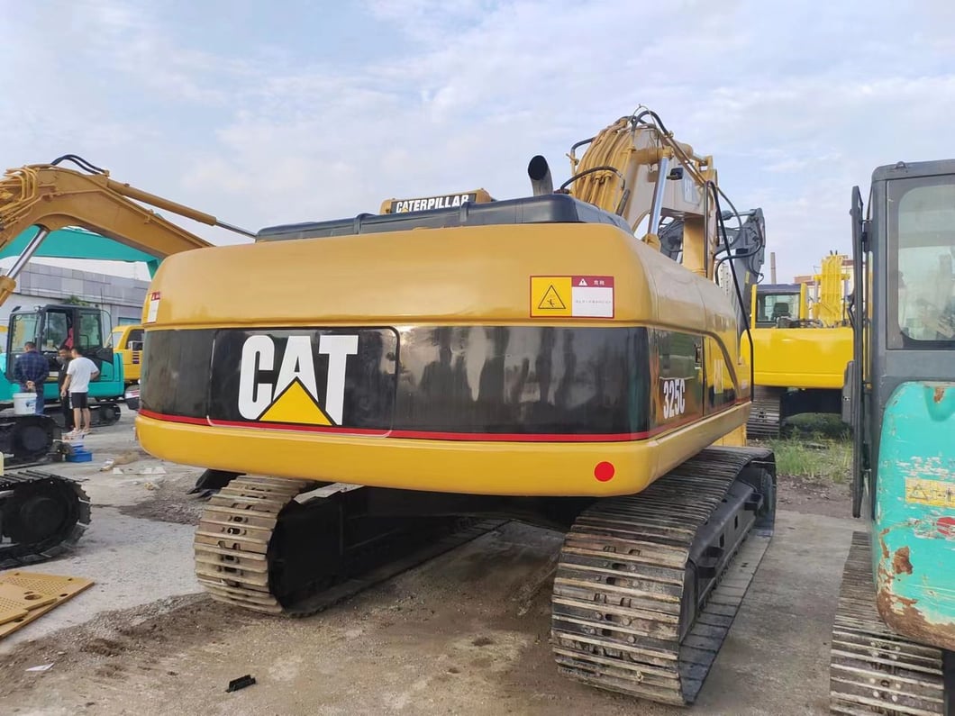 2018 Caterpillar 325C Crawler Excavator