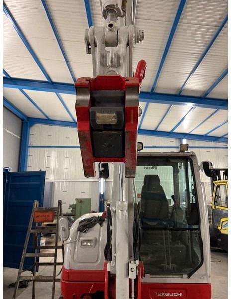 2016 Takeuchi TB260 Mini Excavator