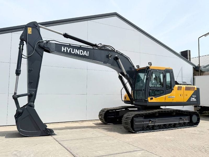 2025 Hyundai R215 SMART PLUS Crawler Excavator