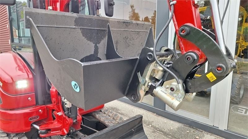 Mole M25 Mini Excavator