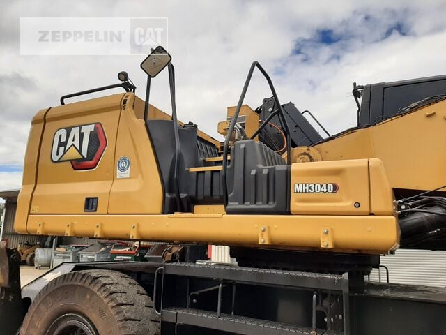2022 Caterpillar MH3040-07A Material Handler