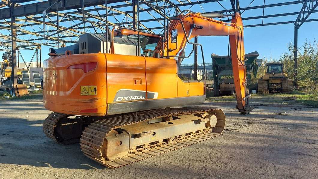 Doosan DX140LC-5 Crawler Excavator