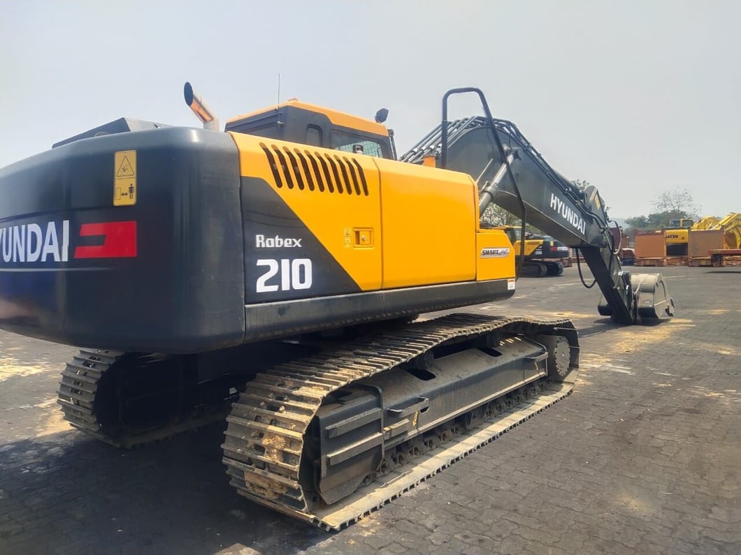 2025 Hyundai R210 Crawler Excavator