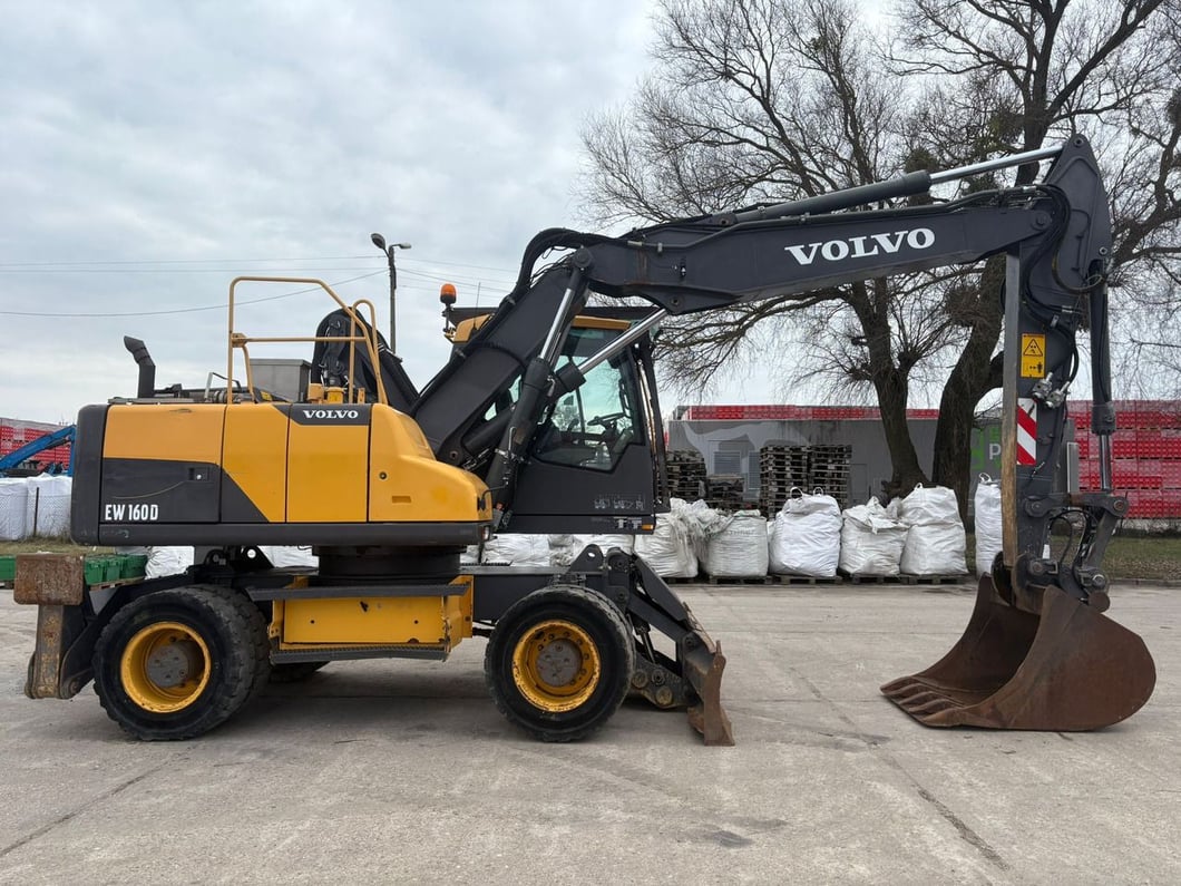2013 Volvo EW160D Demolition Excavator