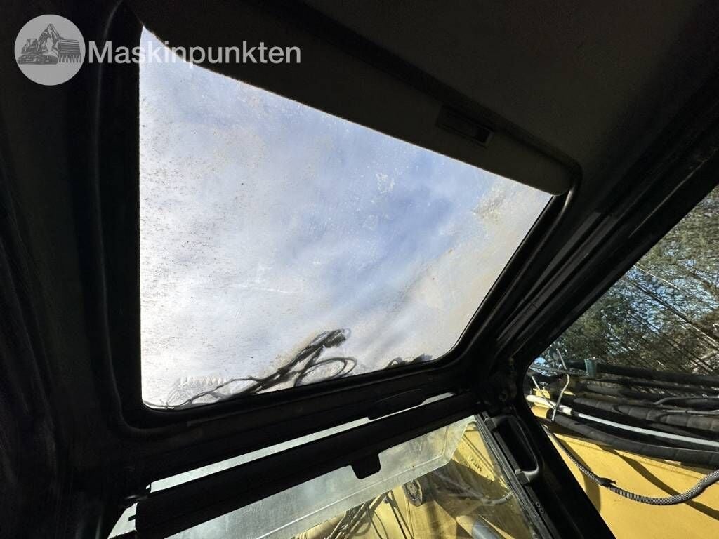 2007 Komatsu PW140-7 Wheel Excavator