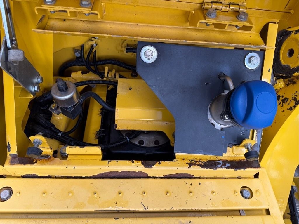 2020 Komatsu PC240LC-11 Crawler Excavator