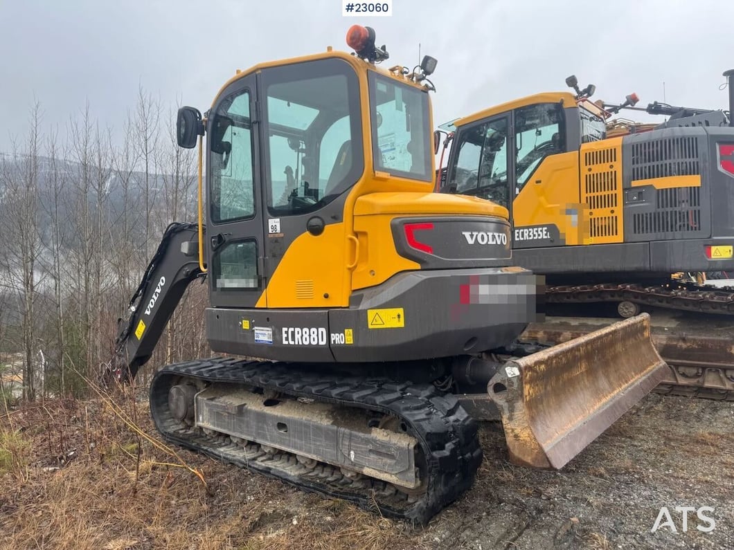 2022 Volvo ECR88D Crawler Excavator