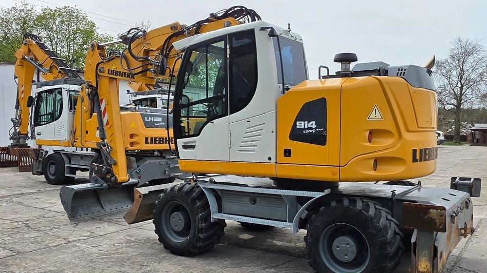 2017 Liebherr A914 COMPACT Wheel Excavator