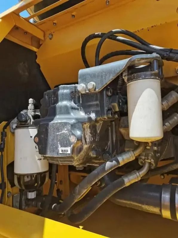 2022 Komatsu PC200 Crawler Excavator