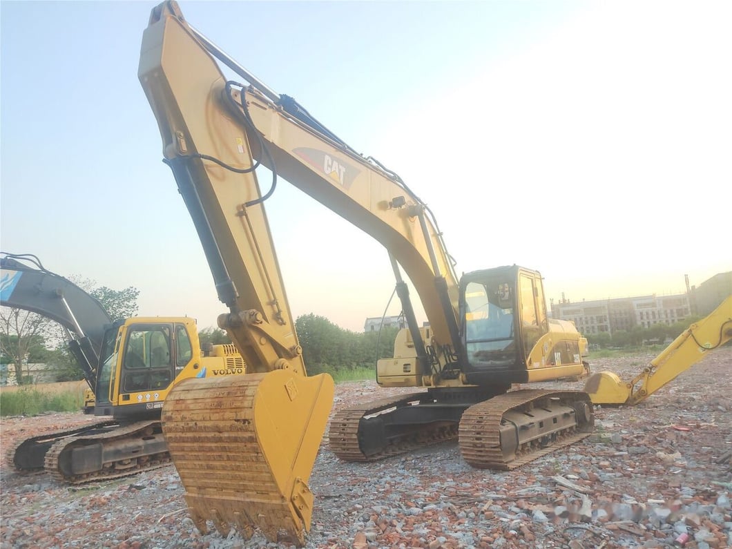 Caterpillar 325C Crawler Excavator