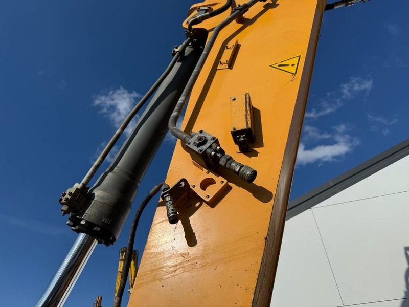 2014 Liebherr R946 SHD Crawler Excavator