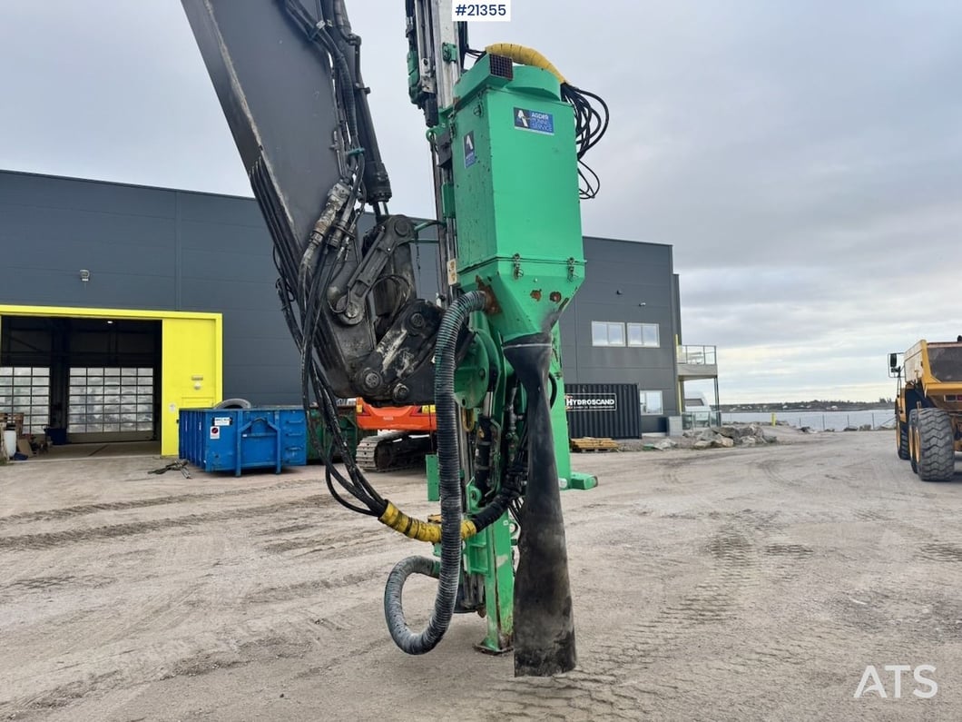 2019 Volvo EC300EL Crawler Excavator