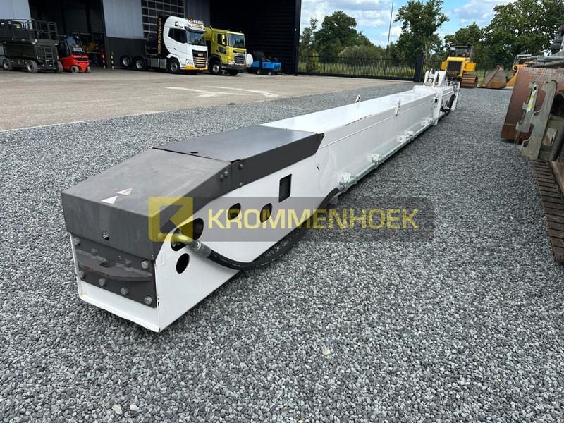 2018 Liebherr R946LC