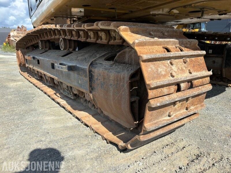 2018 Caterpillar 330F Crawler Excavator