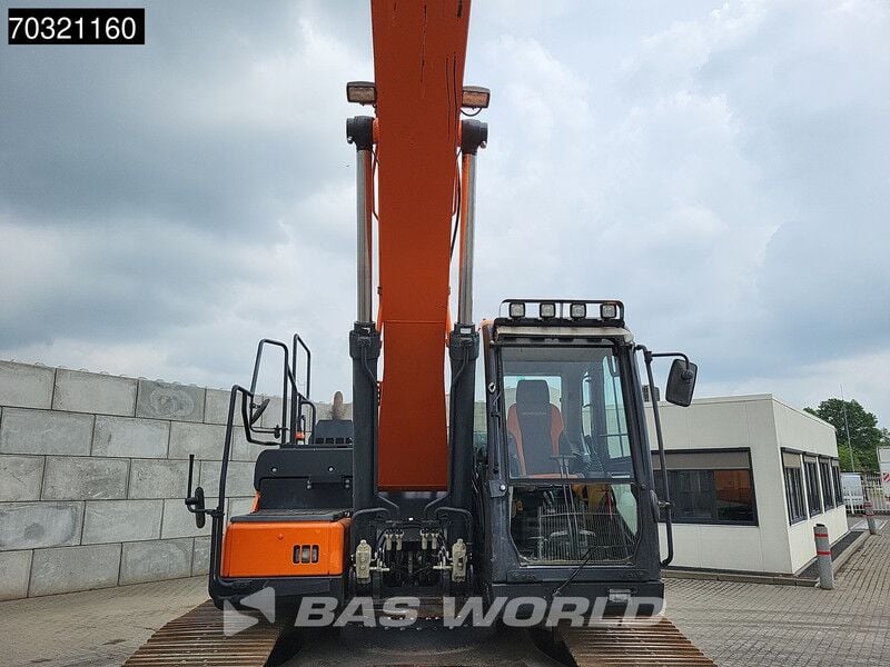 2018 Doosan DX255LC-5 Crawler Excavator
