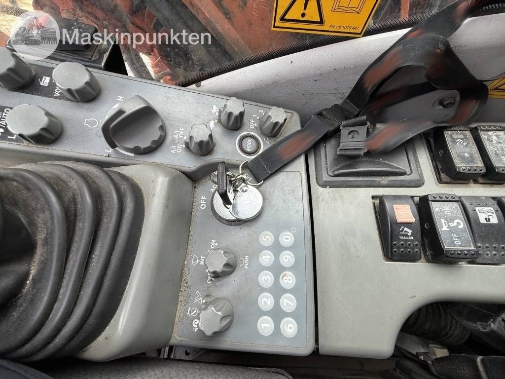 2014 Hitachi ZX140W-5 Wheel Excavator