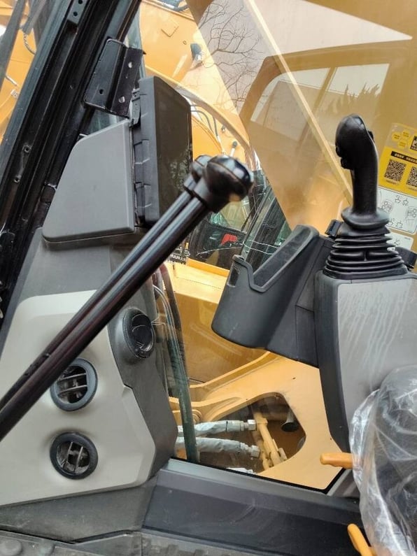 2024 Caterpillar 320D2 Crawler Excavator
