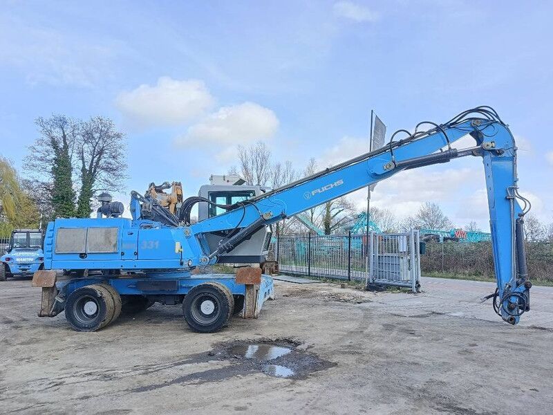 2010 Fuchs MHL331 Material Handler