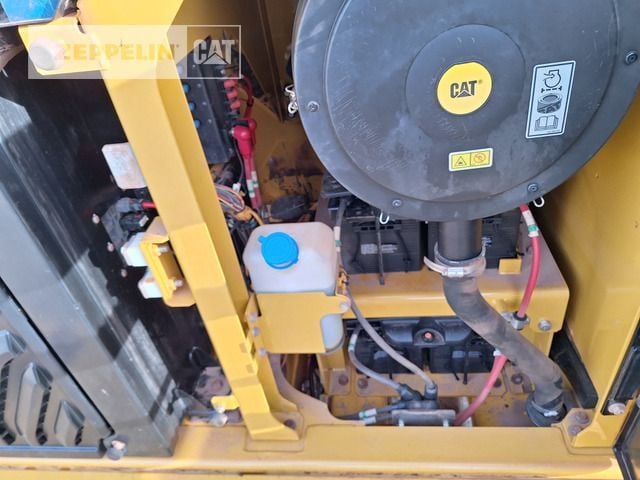 2020 Caterpillar 374FL Crawler Excavator