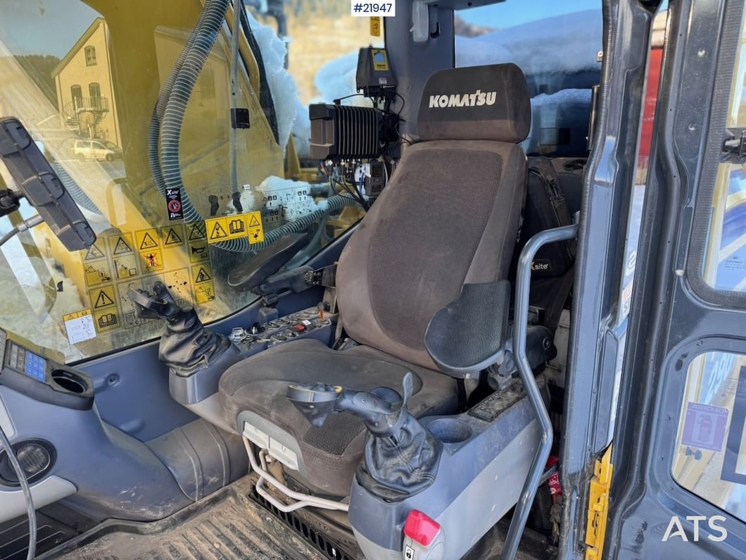 2022 Komatsu PC290LC-11 Crawler Excavator