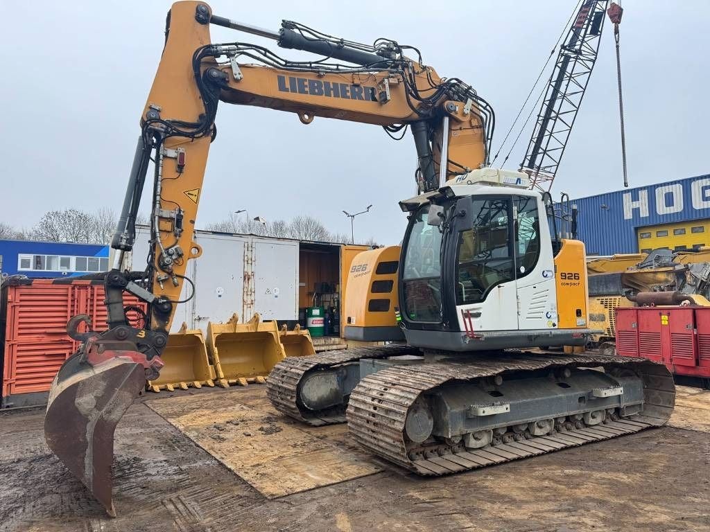 2015 Liebherr R926 Crawler Excavator