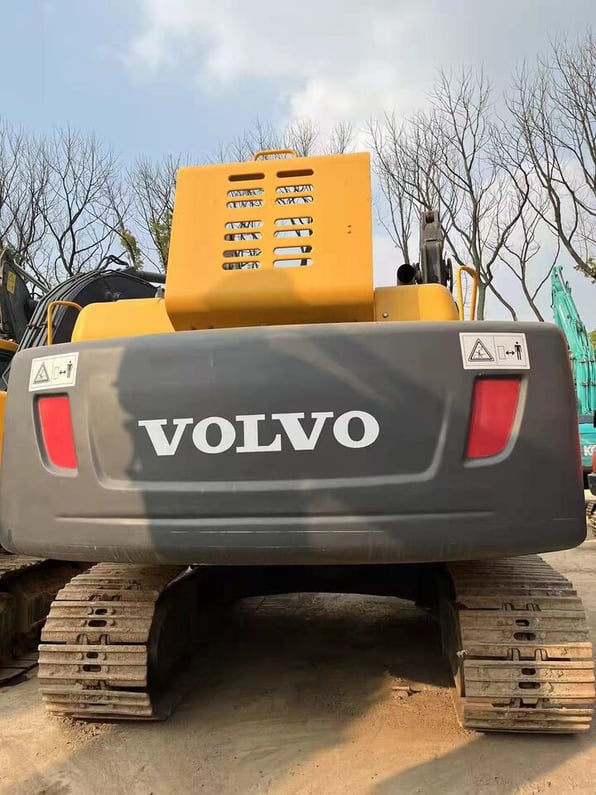 2018 Volvo EC210BLC Crawler Excavator