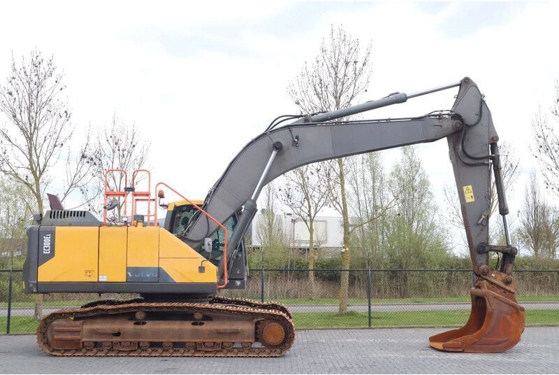 Volvo EC300EL | EC 300 EL | Quick Coupler | Bucket (2016)