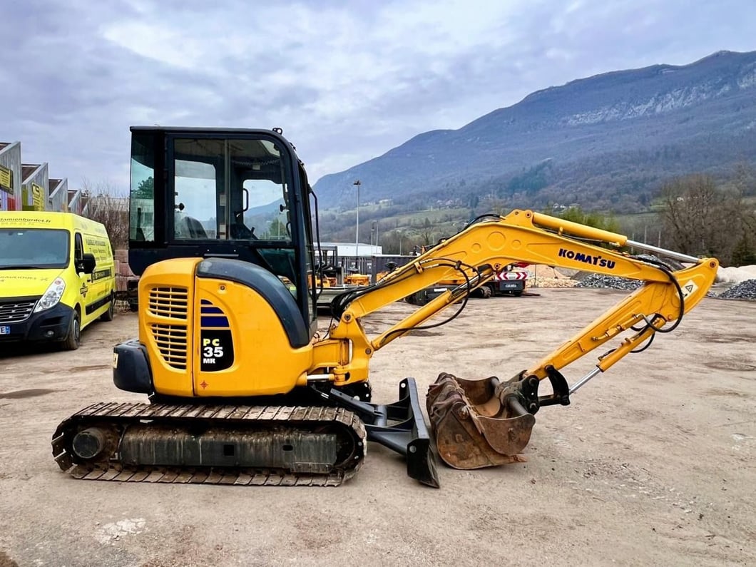 2016 Komatsu PC35MR-3 Mini Excavator