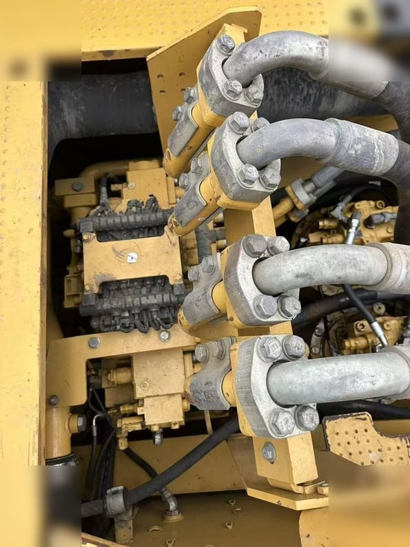 2024 Caterpillar 374FL Crawler Excavator