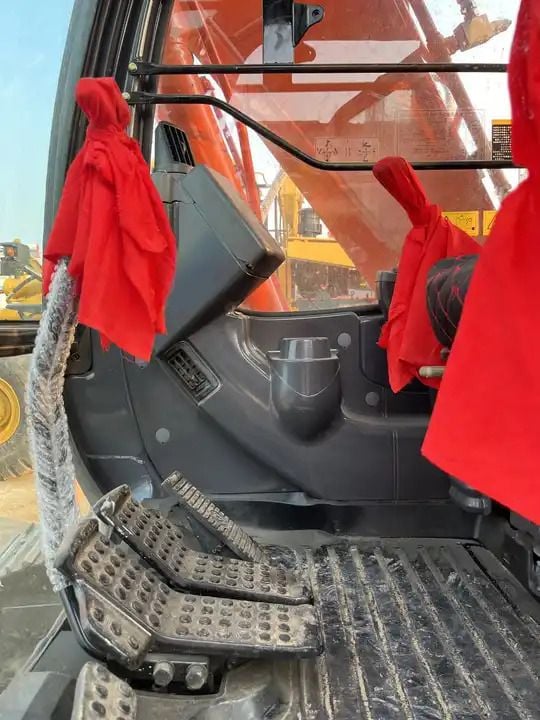 2016 Hitachi ZX120 Crawler Excavator