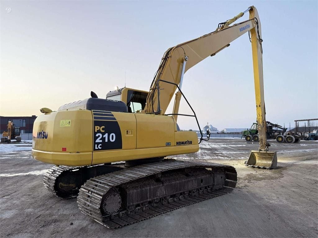 2013 Komatsu PC210LC-8 Crawler Excavator