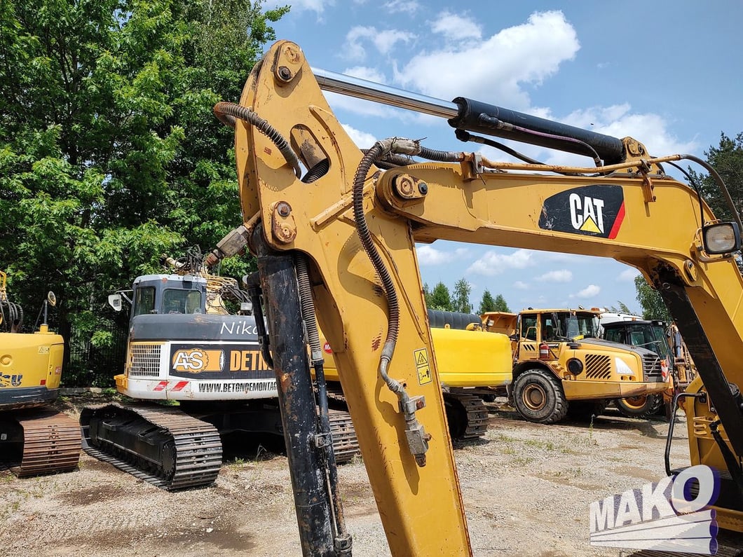 2018 Caterpillar 305.5E2 Crawler Excavator